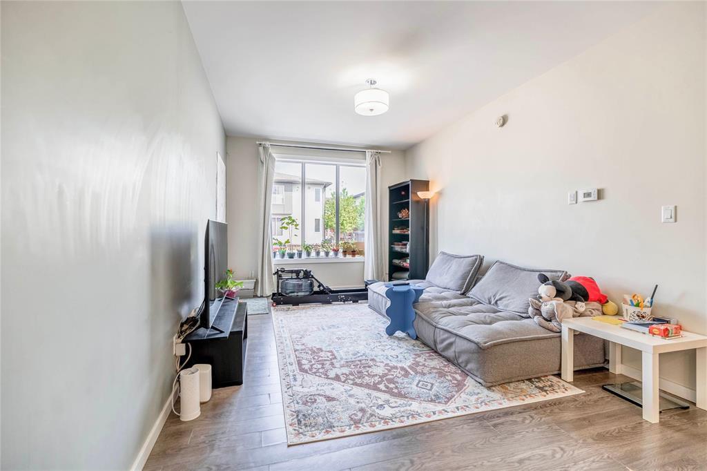 Photo 4 of 731 1355 Lee Boulevard, Winnipeg MB