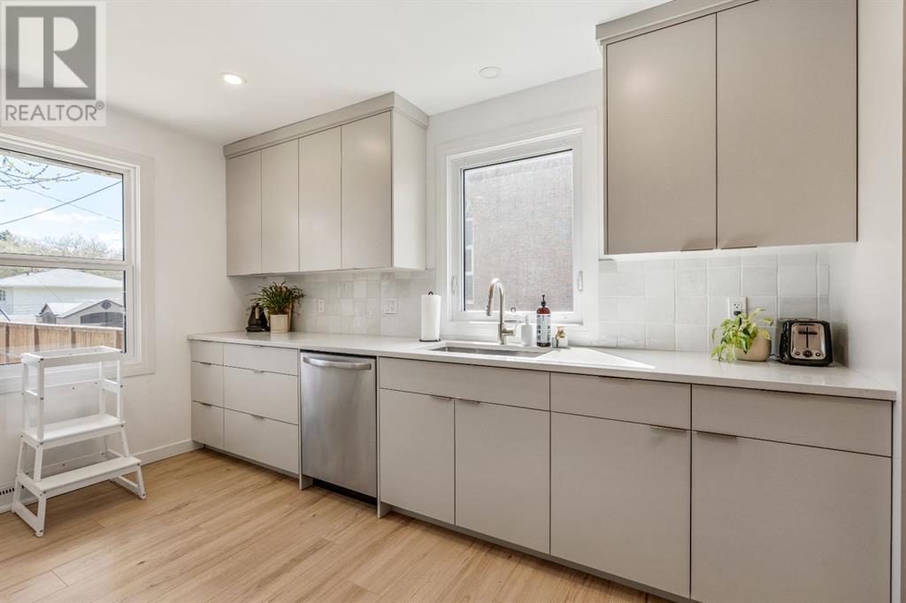 Single Family House Bungalow for Sale in   Street S Victoria Park Lethbridge 