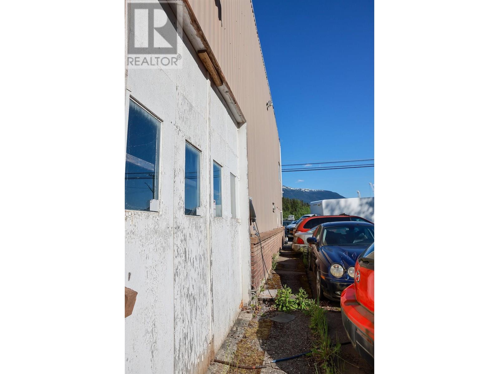 3779 RIVER Drive, Terrace