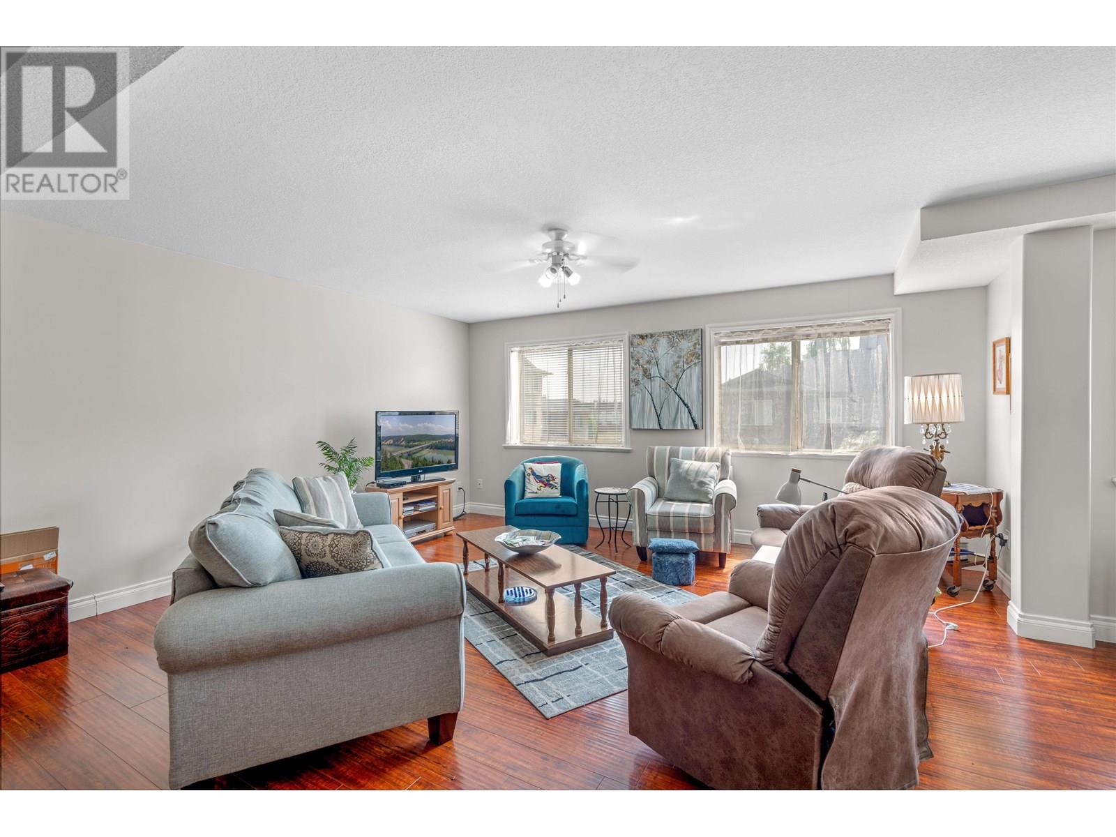Photo 11 of 116 4404 5th Avenue, Prince George BC