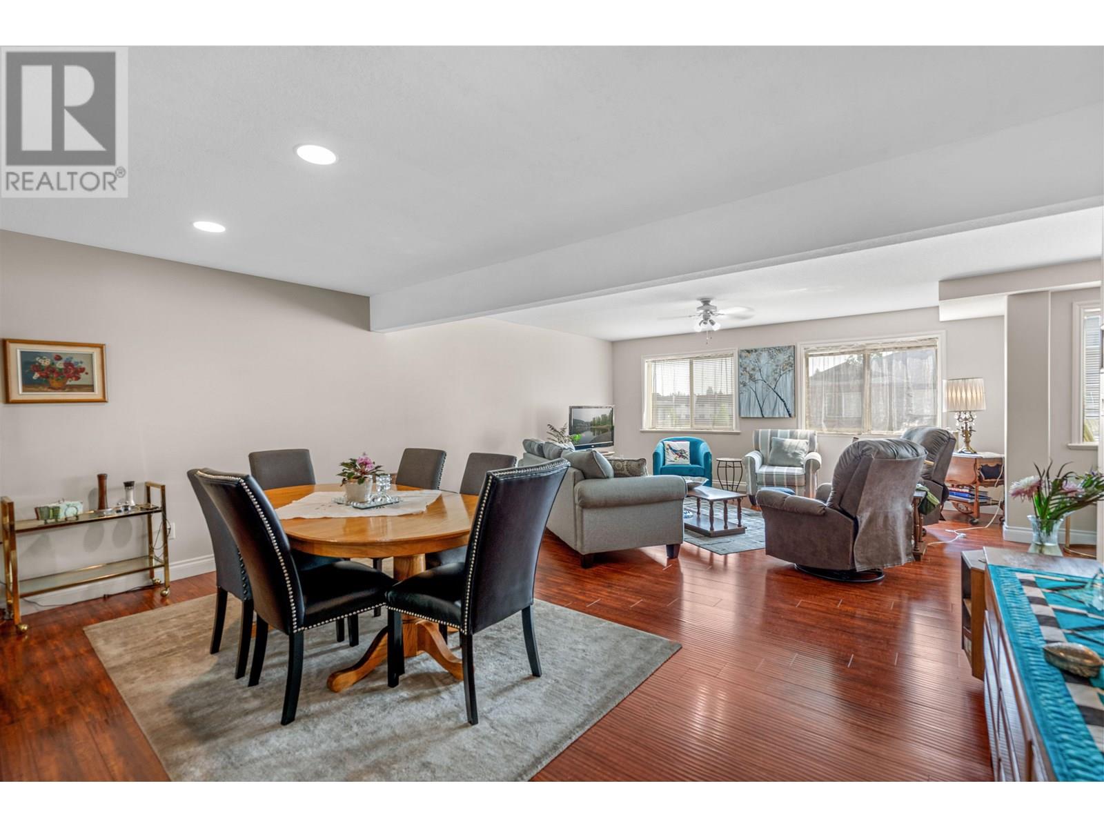 Photo 3 of 116 4404 5th Avenue, Prince George BC