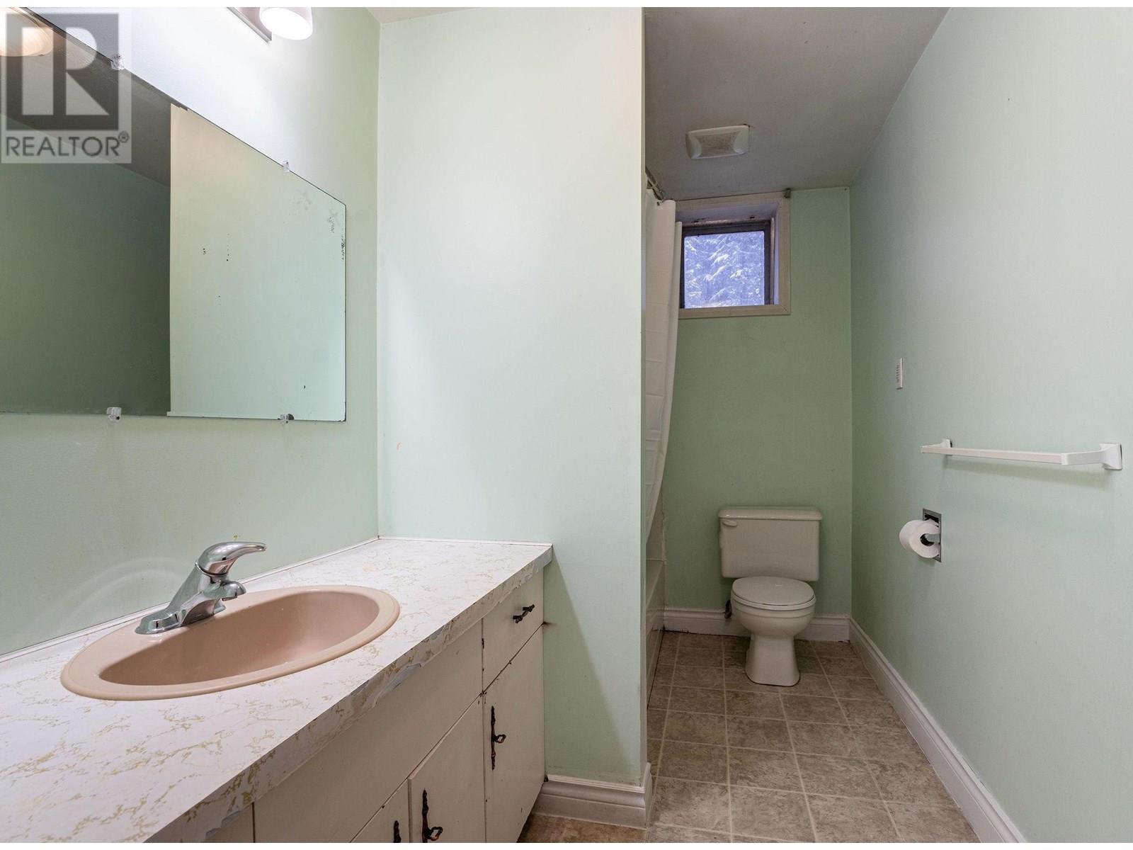 1557 Nichol Road, Revelstoke