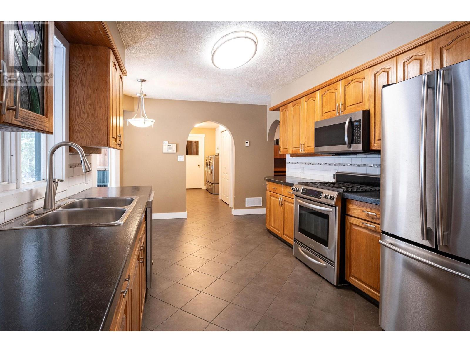 1557 Nichol Road, Revelstoke
