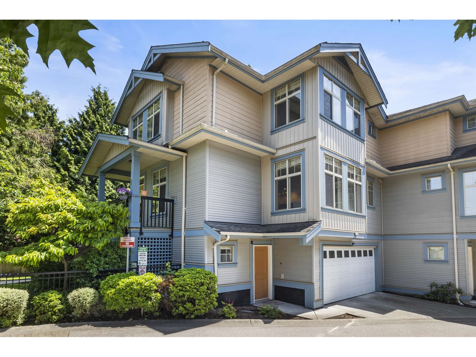 Photo 3 of 1 12036 66 Avenue, Surrey BC