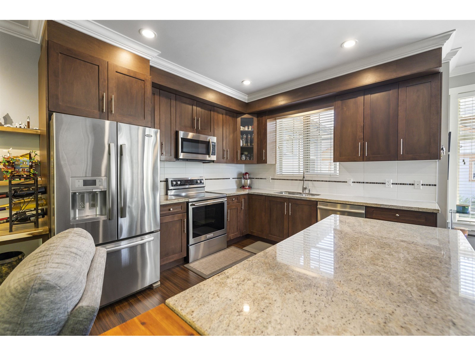 Photo 10 of 1 12036 66 Avenue, Surrey BC
