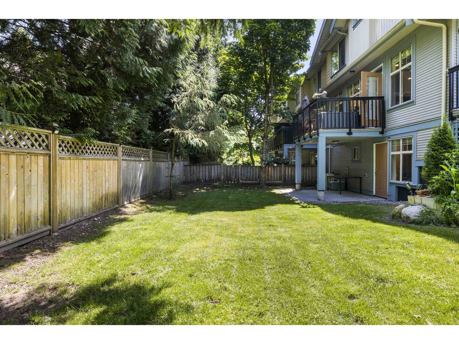 Photo 9 of 1 12036 66 Avenue, Surrey BC