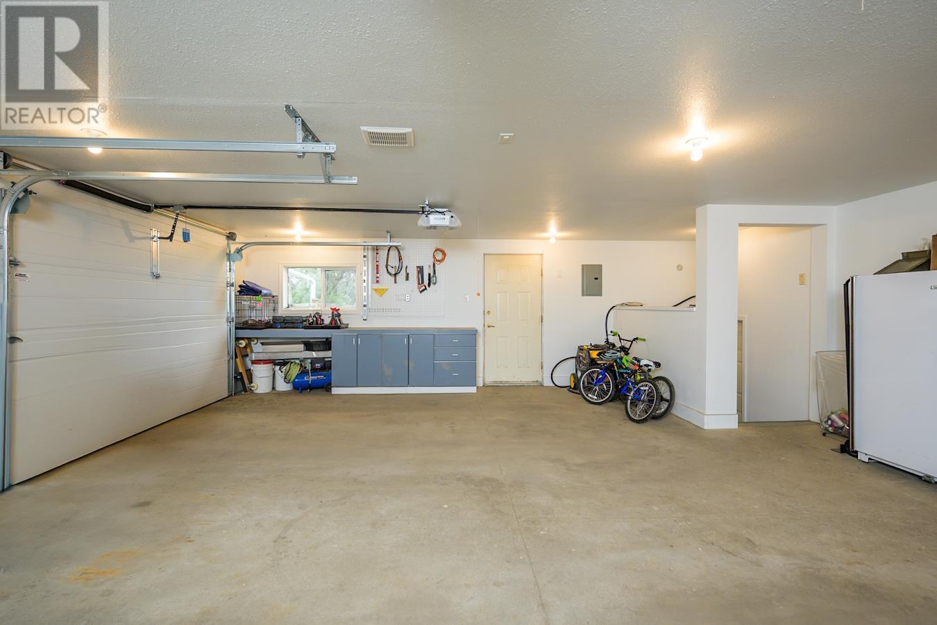 Photo 15 of 1861 W Bittner Road, Prince George BC