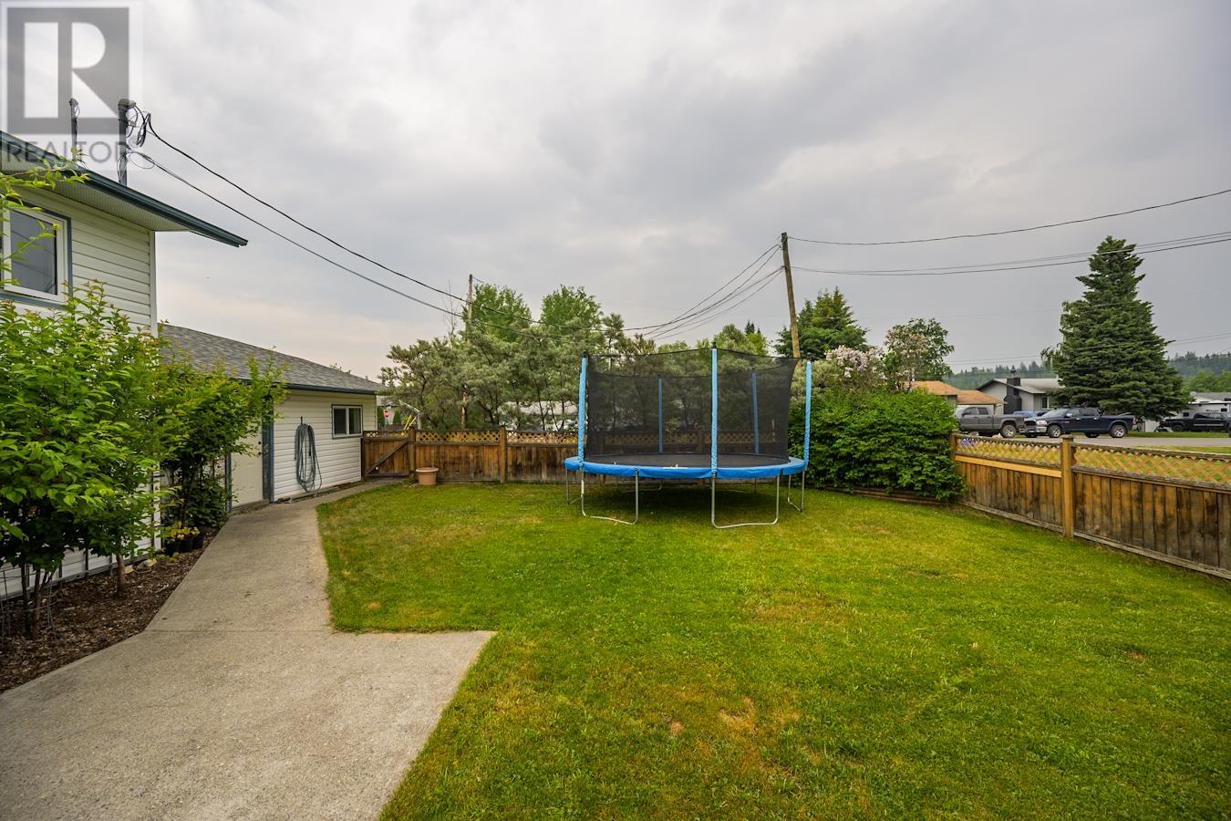 Photo 6 of 1861 W Bittner Road, Prince George BC