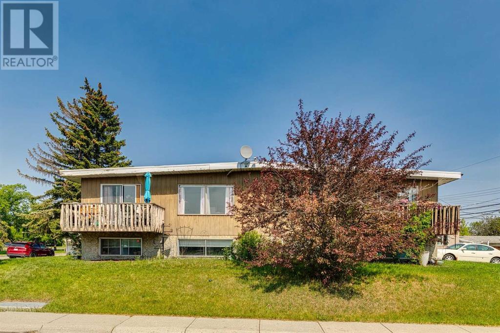7510 & 7512 Huntridge Crescent NE, Calgary, Alberta