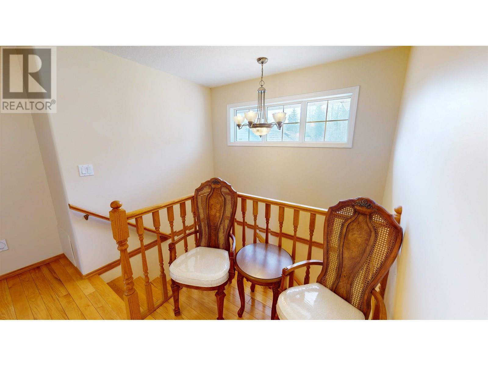 142 LOWE STREET, Quesnel