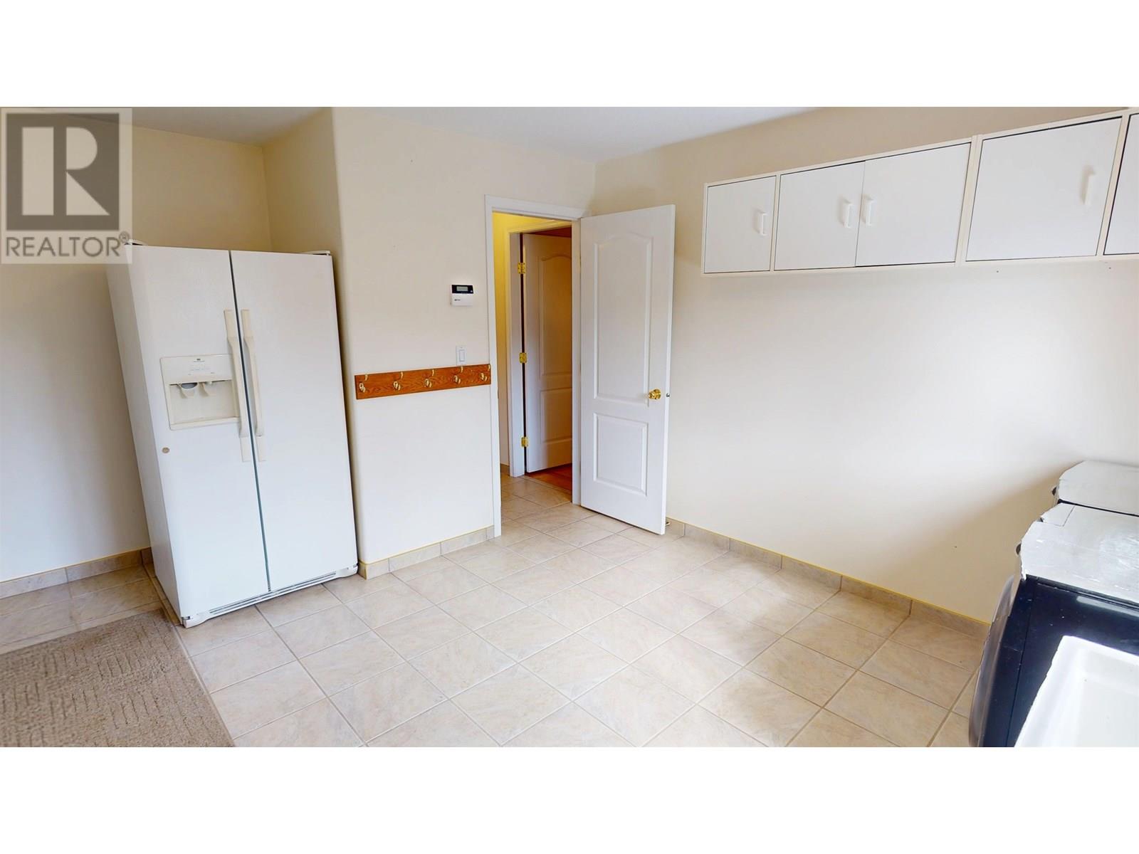 142 LOWE STREET, Quesnel