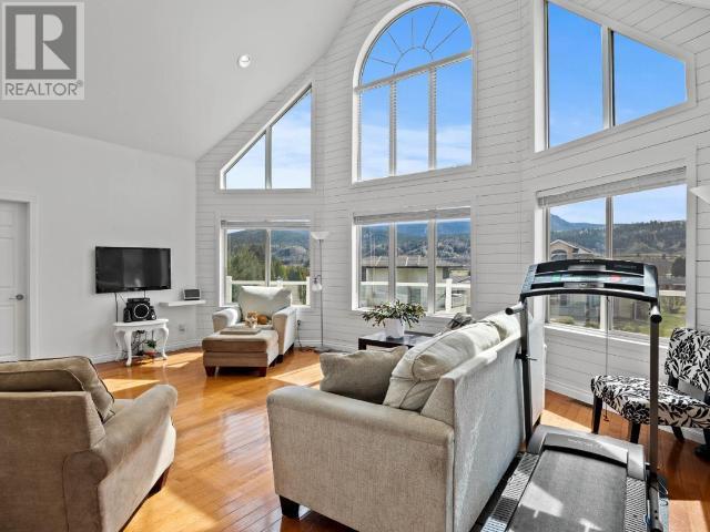 Photo 8 of 3601 Navatanee Drive, Kamloops BC