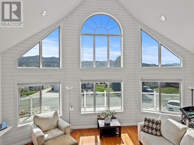 Photo 9 of 3601 Navatanee Drive, Kamloops BC