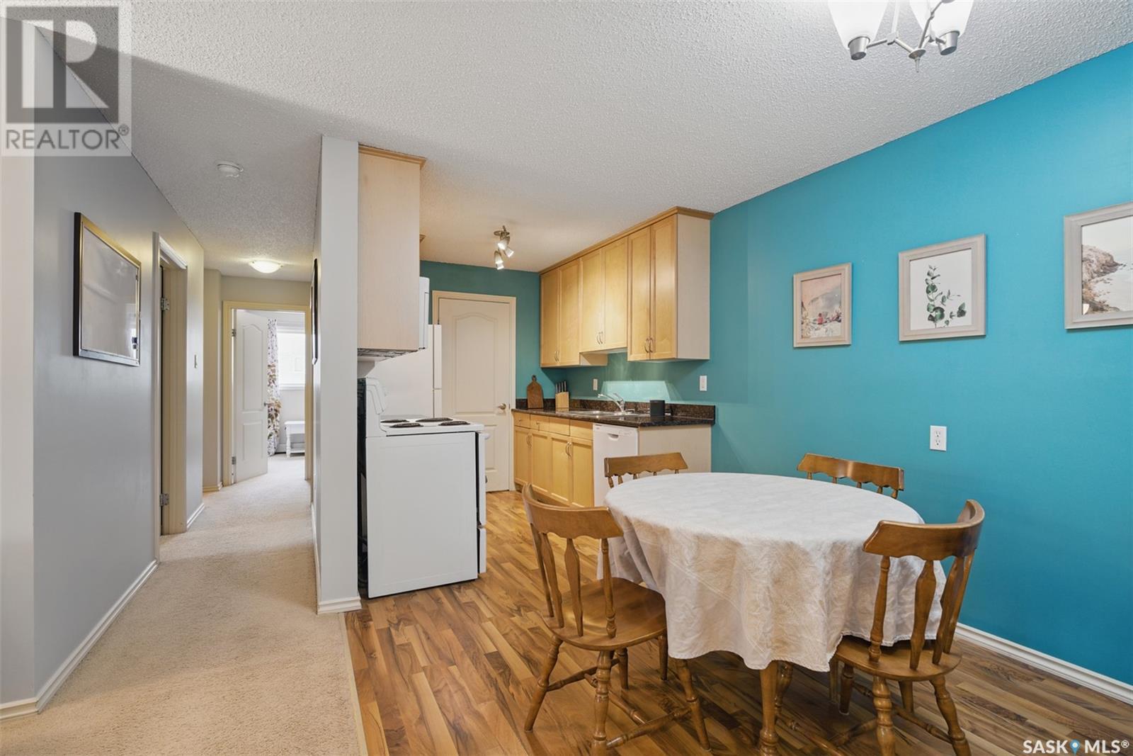 Single Family House Low rise for Sale in H  McKercher DRIVE Saskatoon 