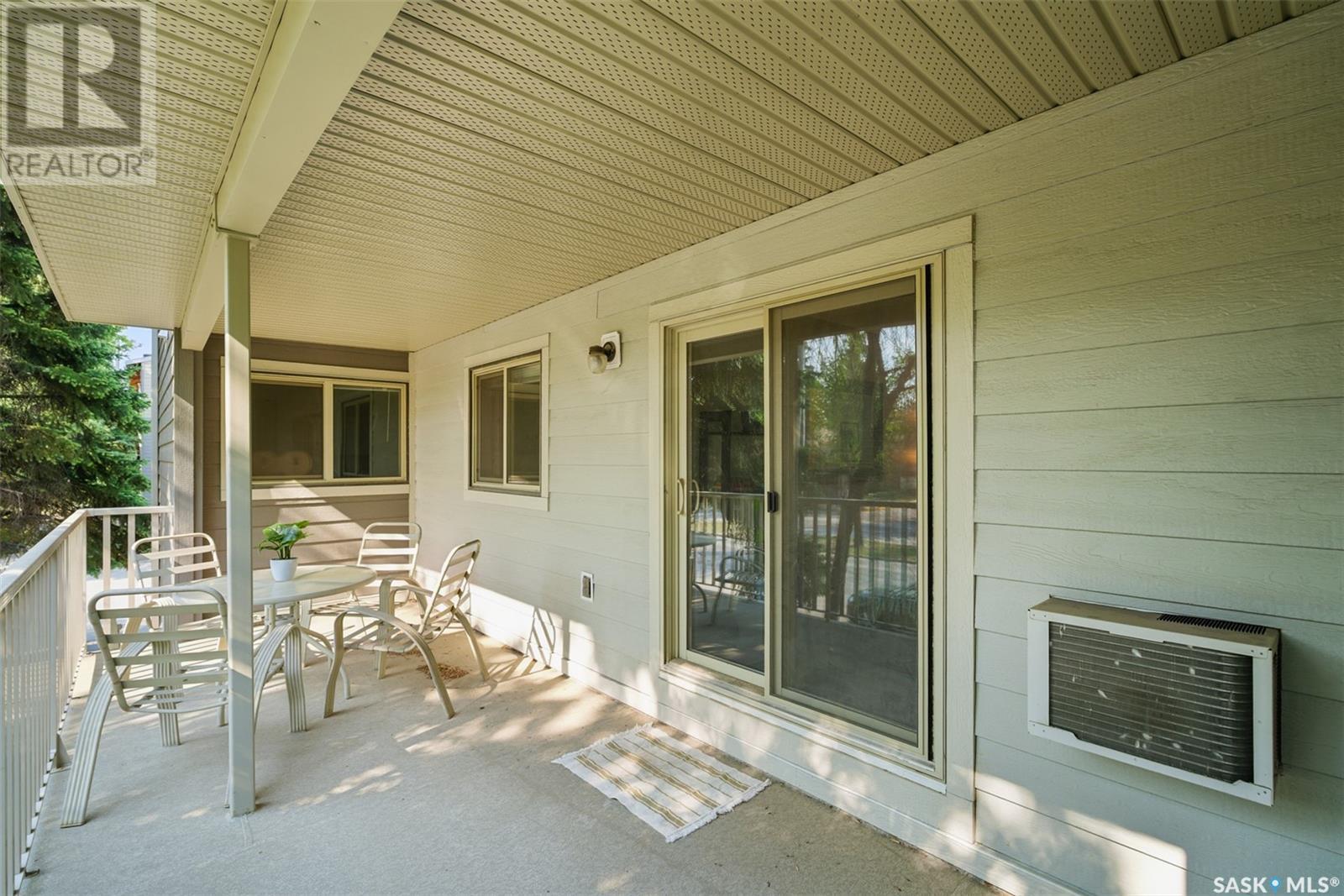 Single Family House Low rise for Sale in H  McKercher DRIVE Saskatoon 