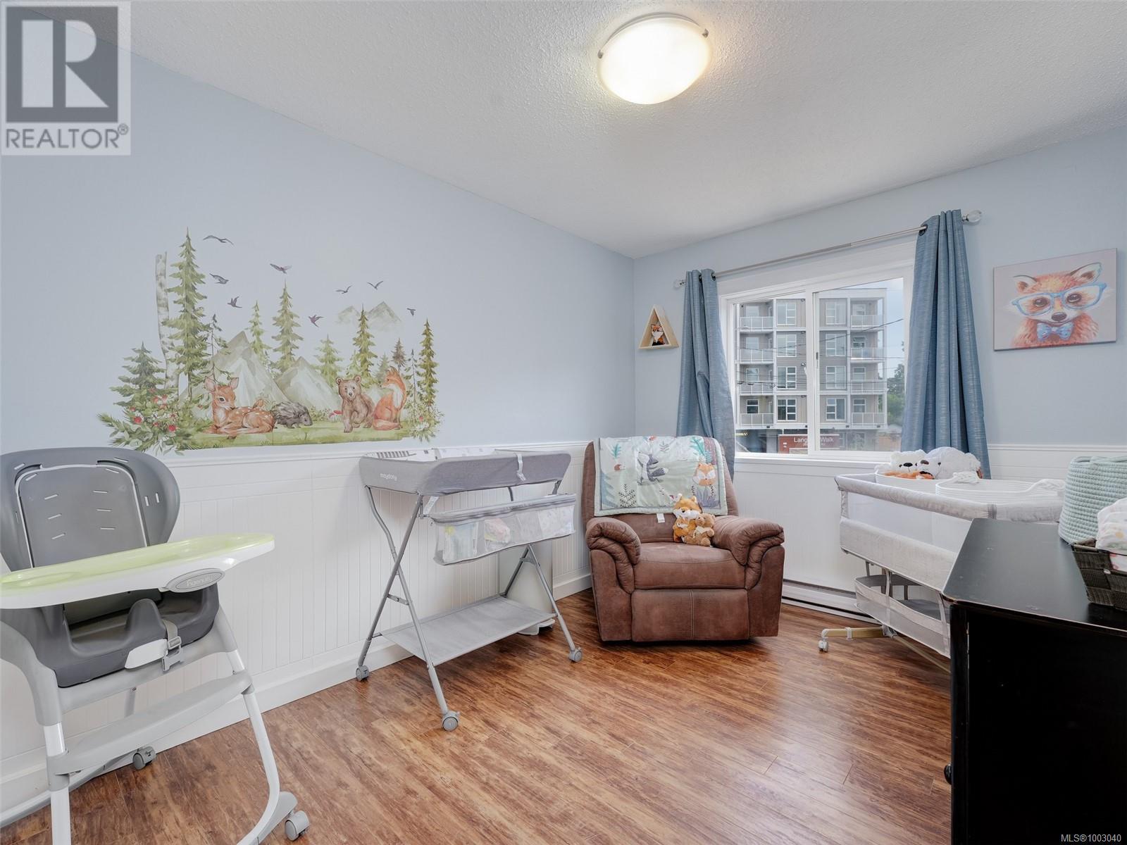 2670 Claude Rd, Langford