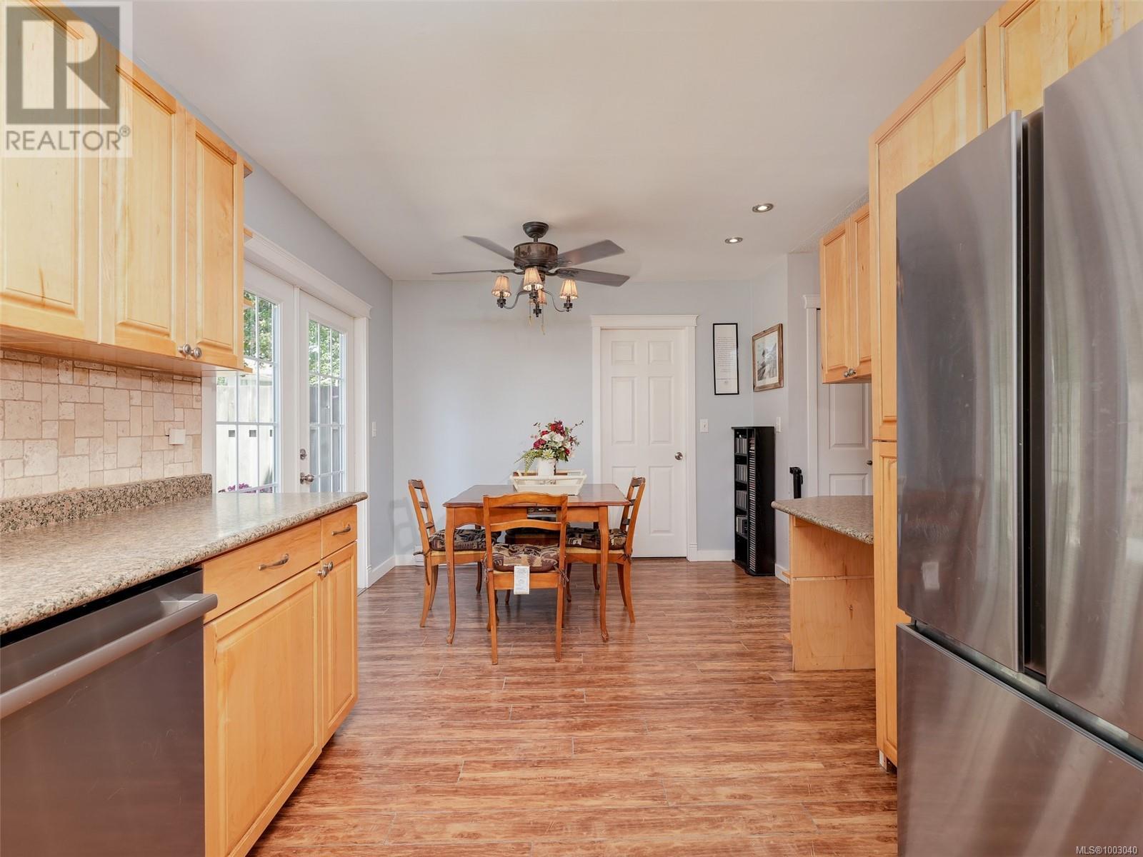 2670 Claude Rd, Langford