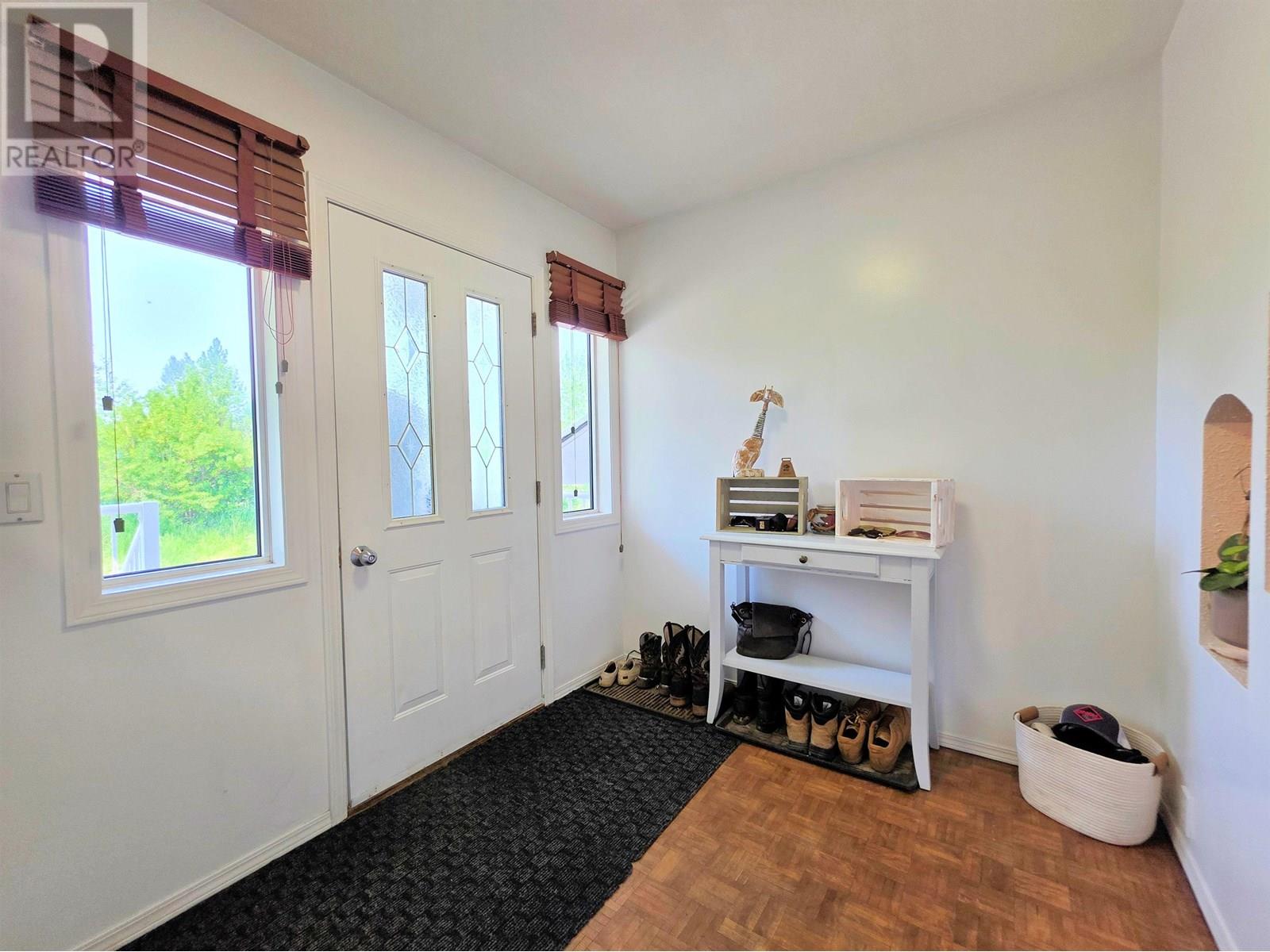 Photo 4 of 14940 Robinson Road, Prince George BC