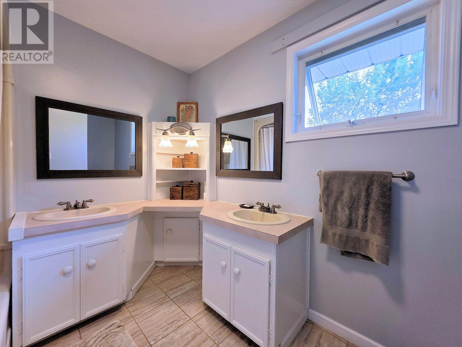 Photo 9 of 14940 Robinson Road, Prince George BC