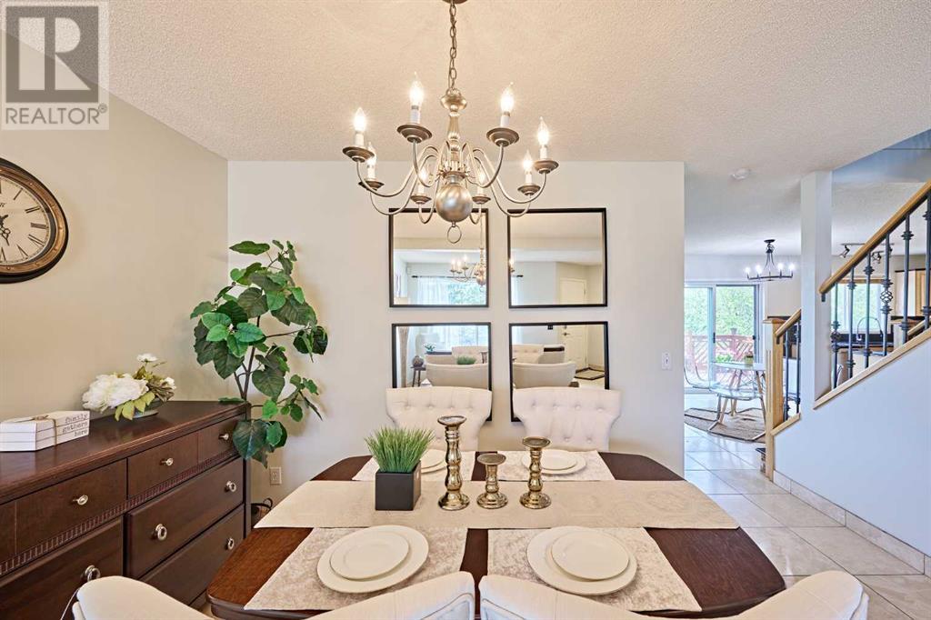 Single Family House for Sale in  Citadel Ridge Close NW Citadel Calgary 