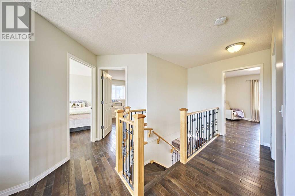 Single Family House for Sale in  Citadel Ridge Close NW Citadel Calgary 