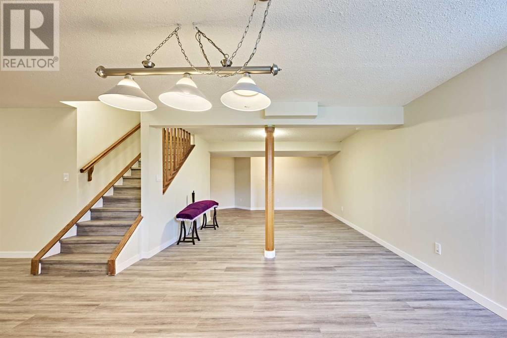 Single Family House for Sale in  Citadel Ridge Close NW Citadel Calgary 