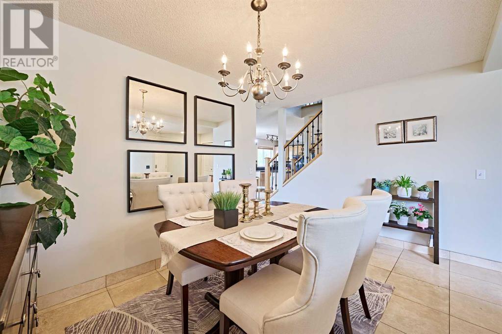 Single Family House for Sale in  Citadel Ridge Close NW Citadel Calgary 