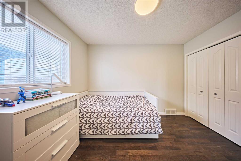 Single Family House for Sale in  Citadel Ridge Close NW Citadel Calgary 