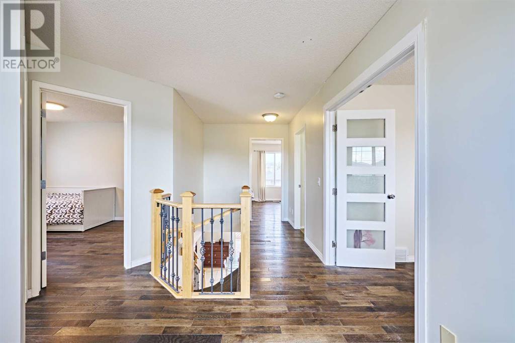 Single Family House for Sale in  Citadel Ridge Close NW Citadel Calgary 