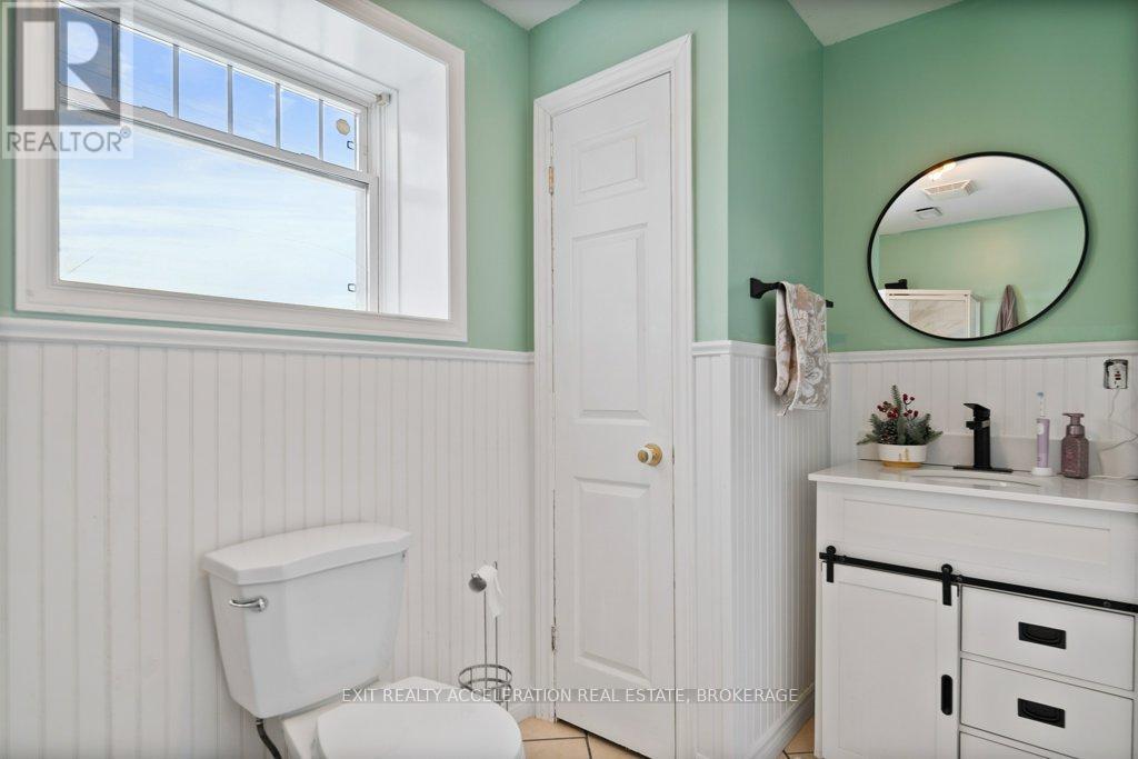 Photo 47 of 1633 Lazier Road, Tyendinaga ON