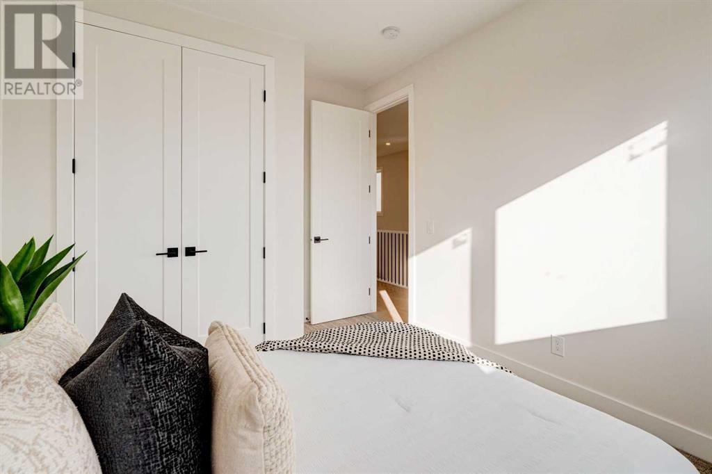 Single Family House for Sale in  Richmond Road SW Rutland Park Calgary 