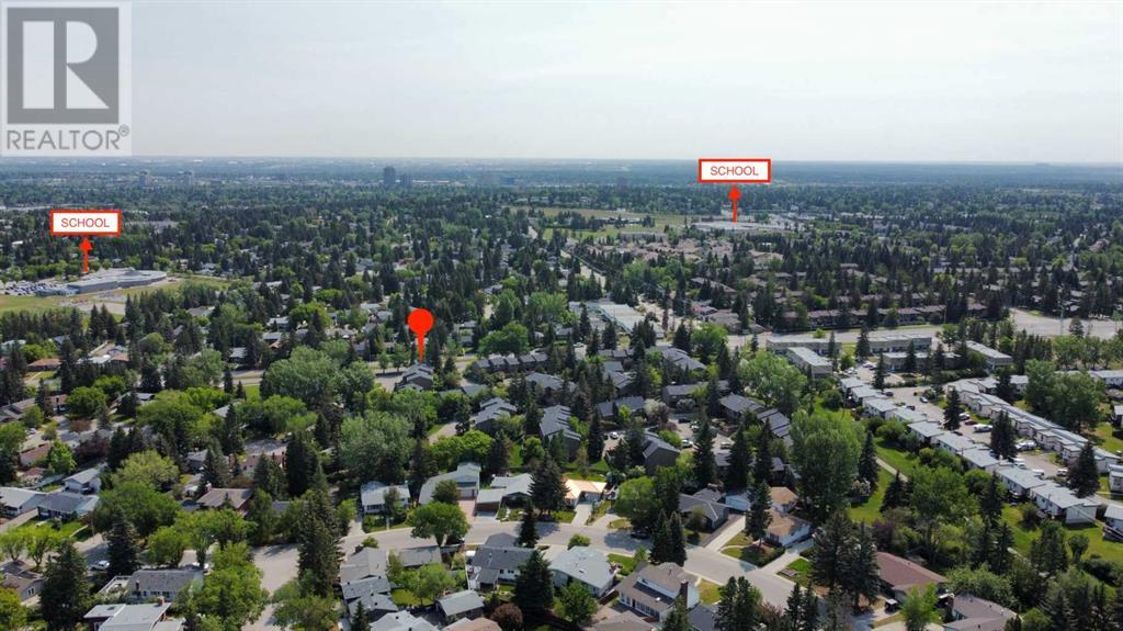 Single Family House for Sale in    Street SW Oakridge Calgary 