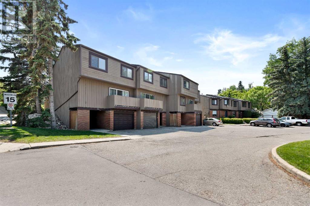 Single Family House for Sale in    Street SW Oakridge Calgary 