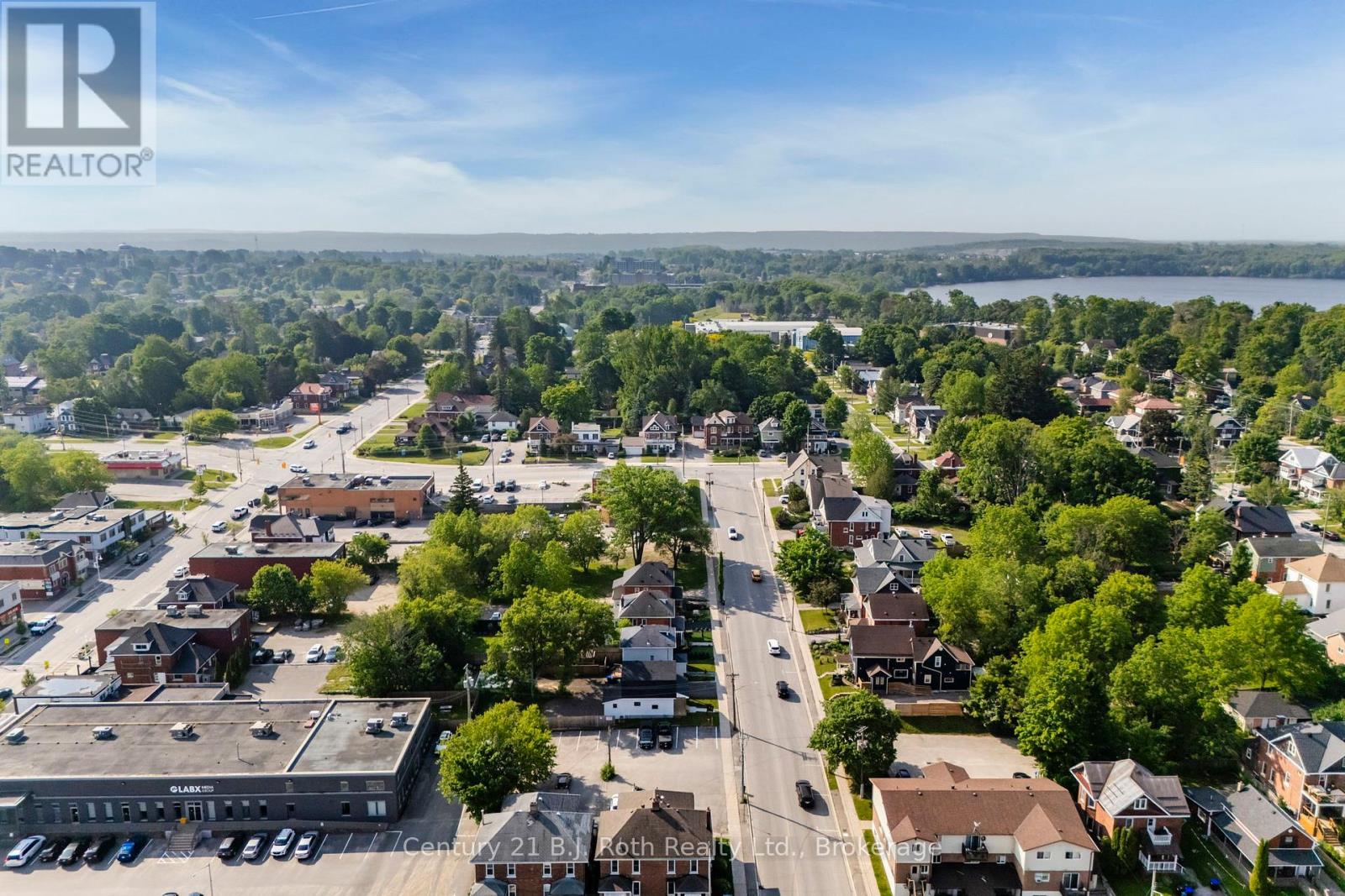 Photo 39 of 339 First Street W, Midland ON
