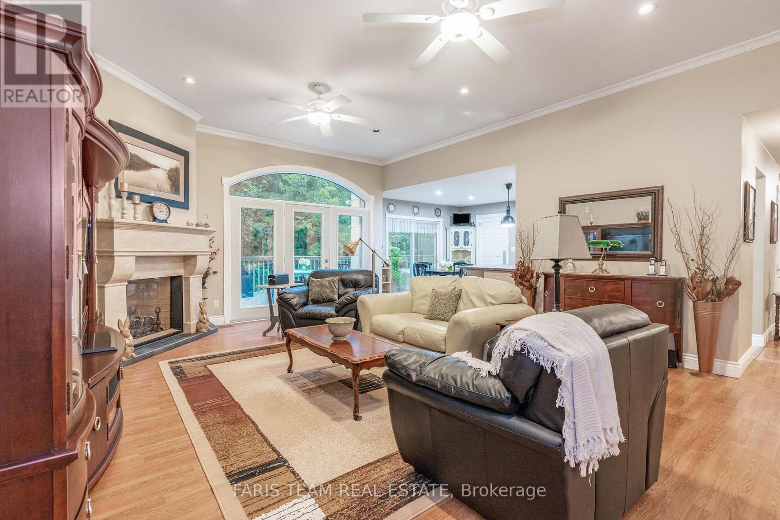 Photo 12 of 22 Odonnell Court, Penetanguishene ON
