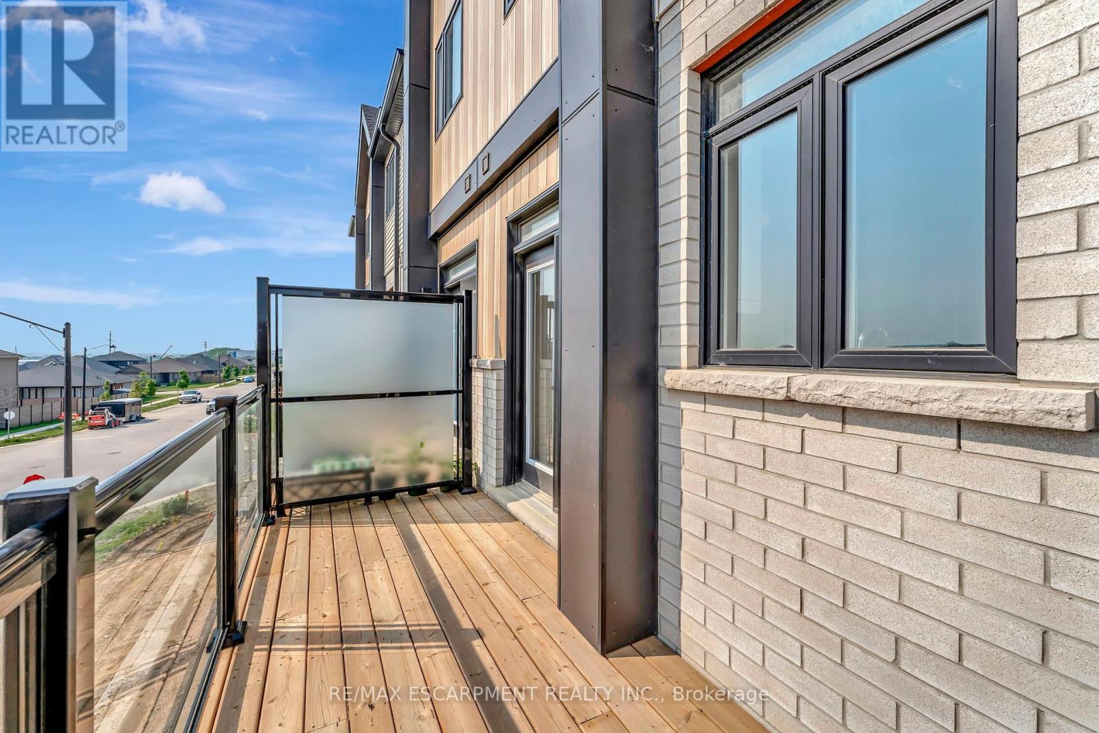 Photo 18 of 90 55 Tom Brown Drive, Brant ON