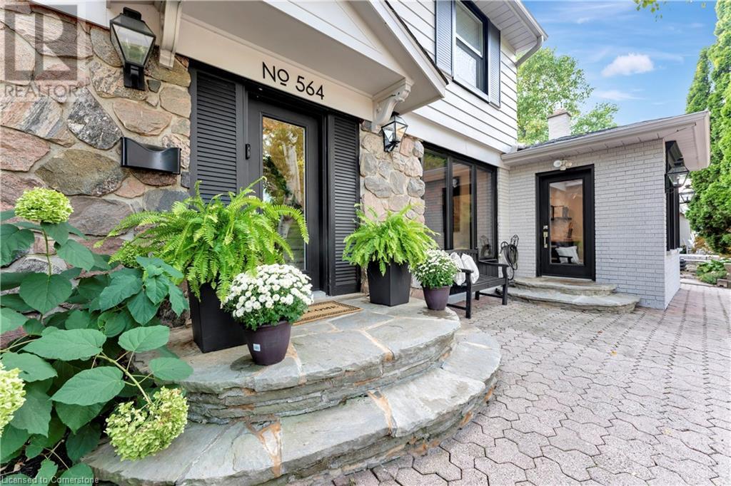 Photo 1 of 564 Rosedale Crescent, Burlington ON