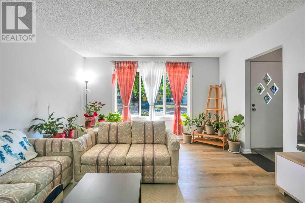 Single Family House Bungalow for Sale in   Street SE Southview Calgary 