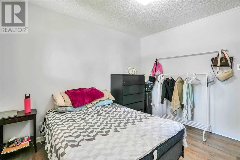 Single Family House Bungalow for Sale in   Street SE Southview Calgary 