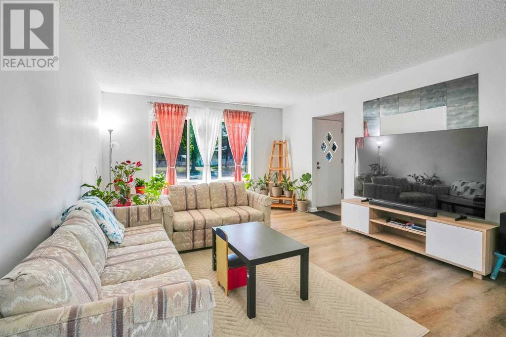 Single Family House Bungalow for Sale in   Street SE Southview Calgary 