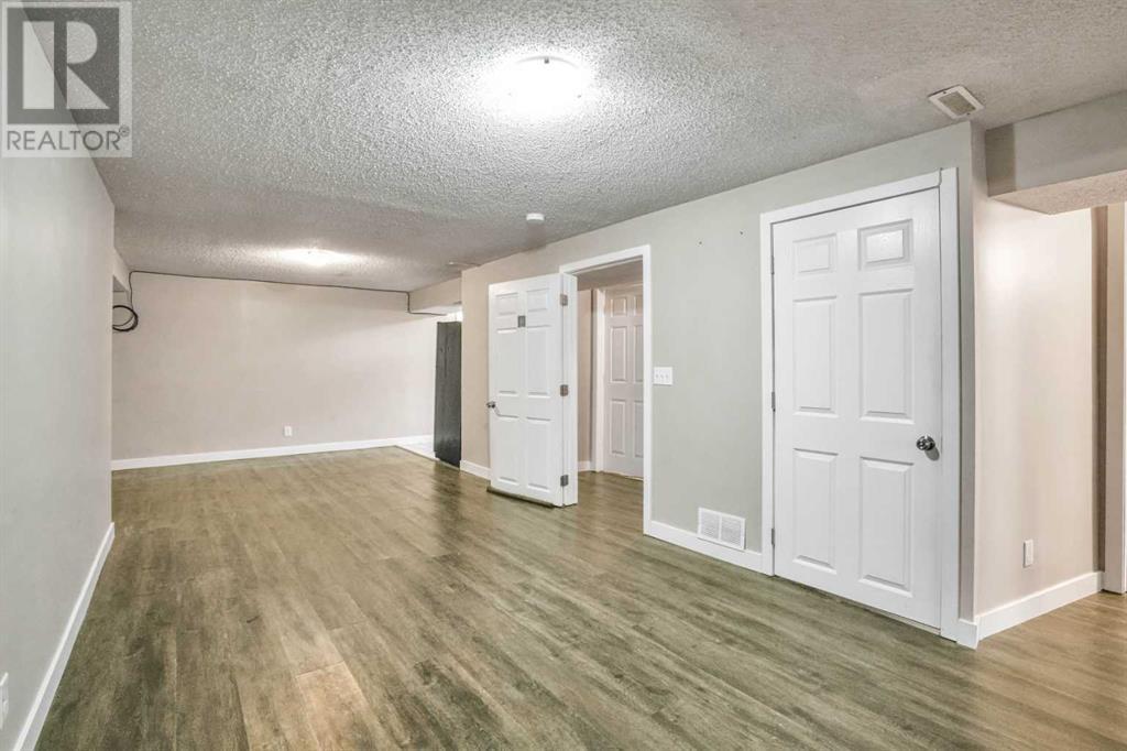Single Family House Bungalow for Sale in   Street SE Southview Calgary 