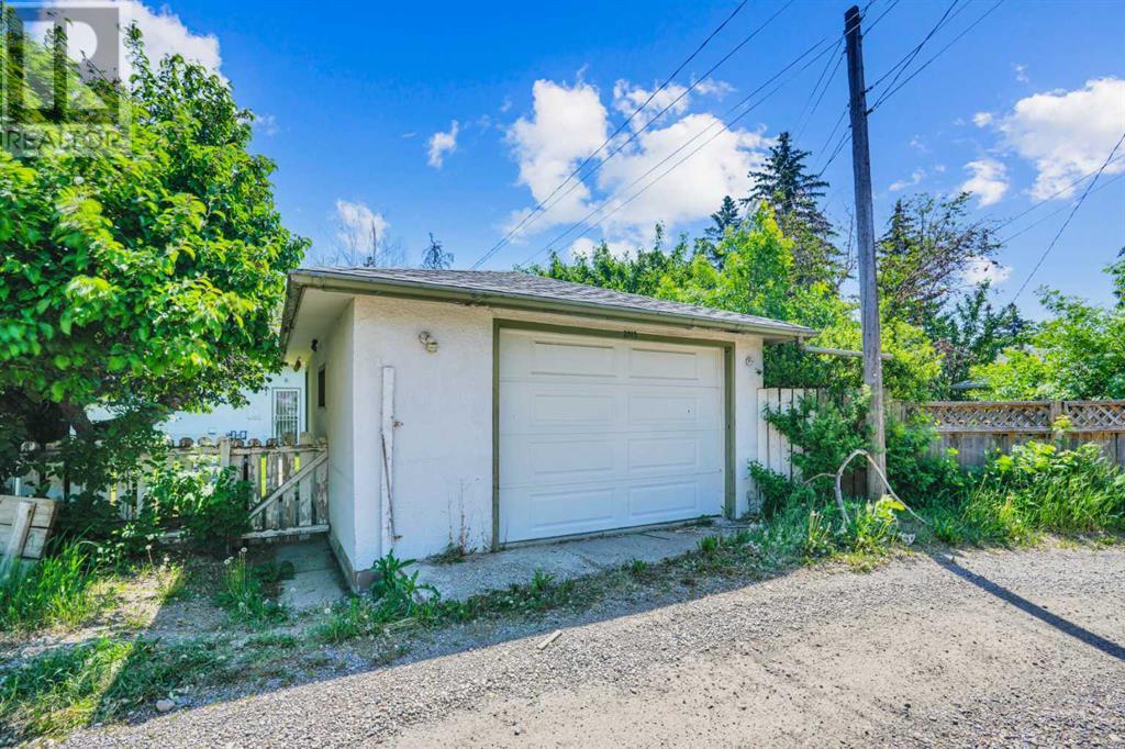 Single Family House Bungalow for Sale in   Street SE Southview Calgary 