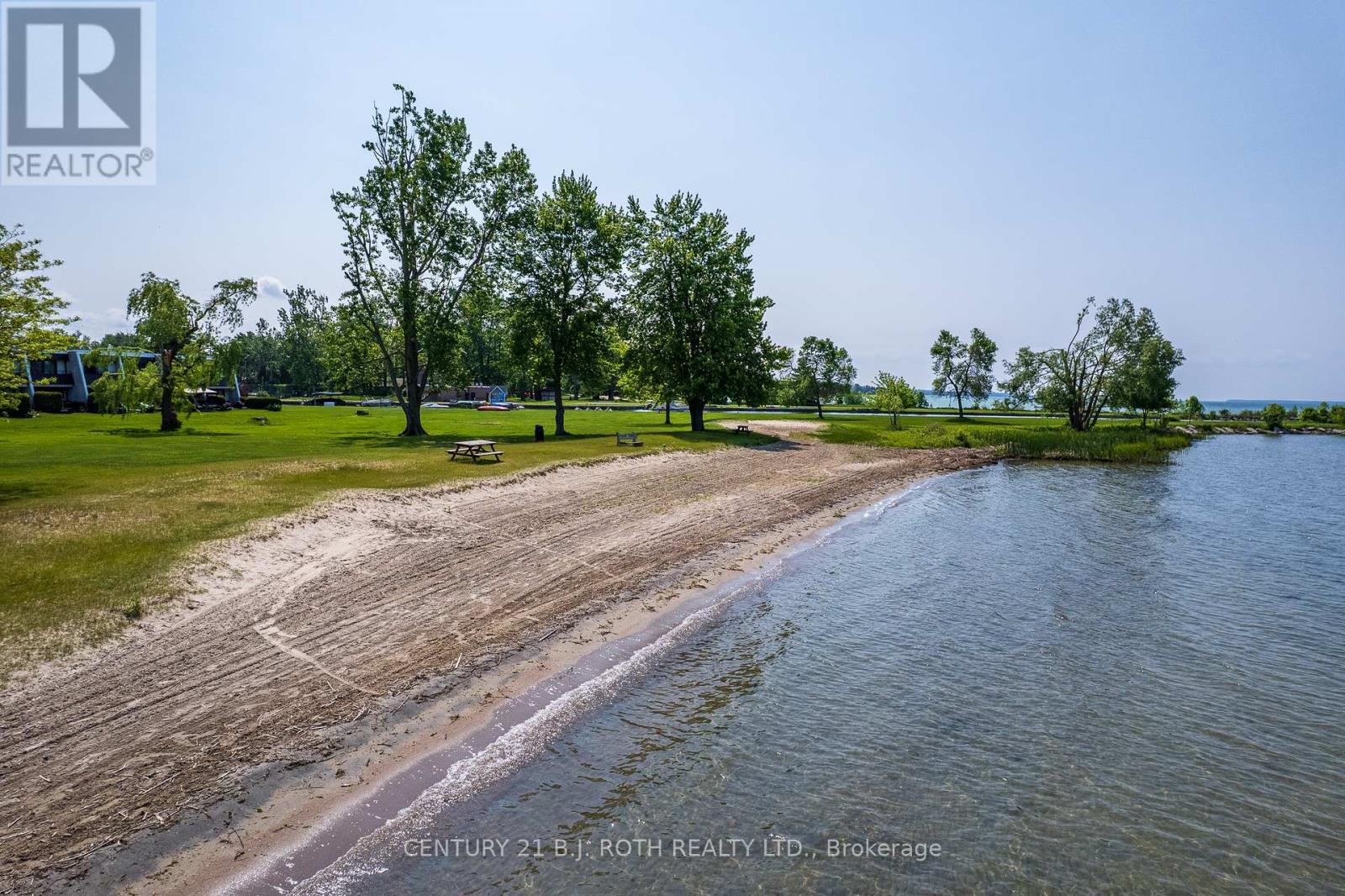 Photo 36 of 26 1 Paradise Boulevard, Ramara ON