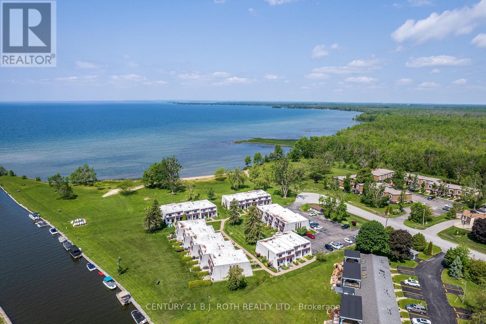 Photo 35 of 26 1 Paradise Boulevard, Ramara ON