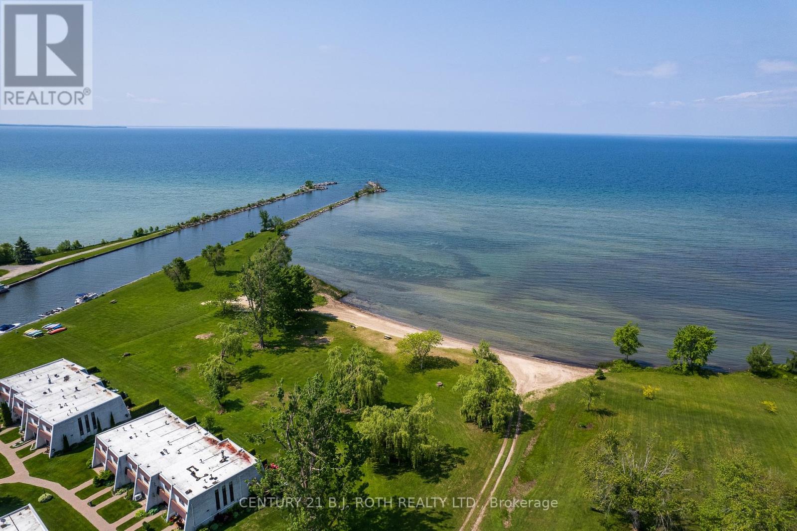 Photo 9 of 26 1 Paradise Boulevard, Ramara ON