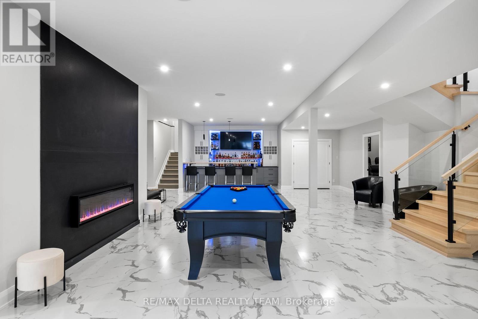 Photo 35 of 663 Ballycastle Crescent, Ottawa ON