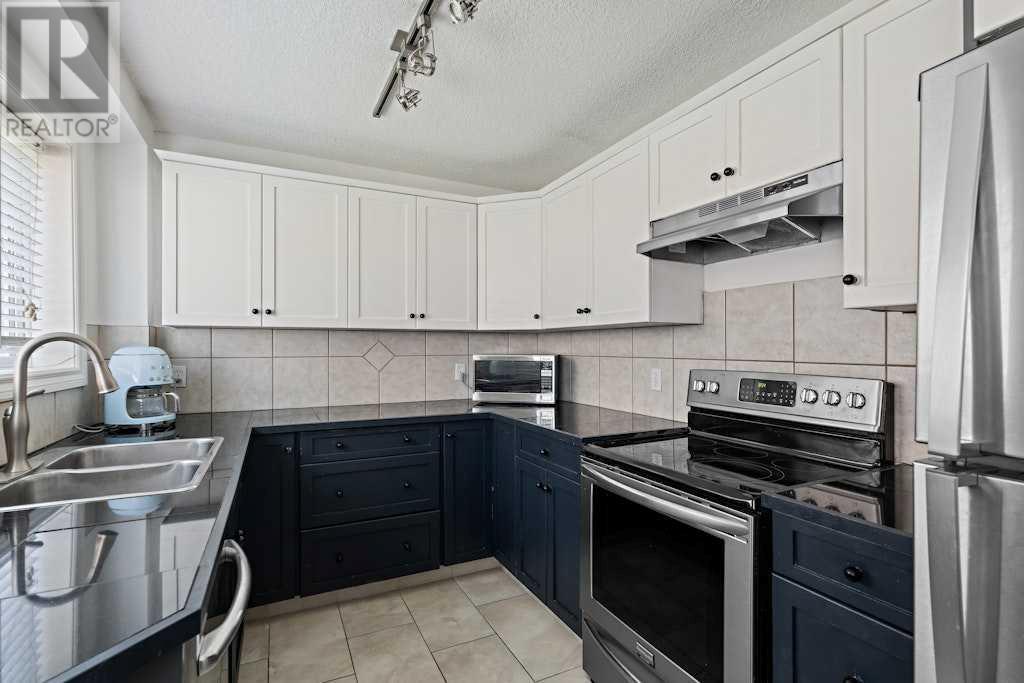 Single Family House for Sale in    Street SW Britannia Calgary 
