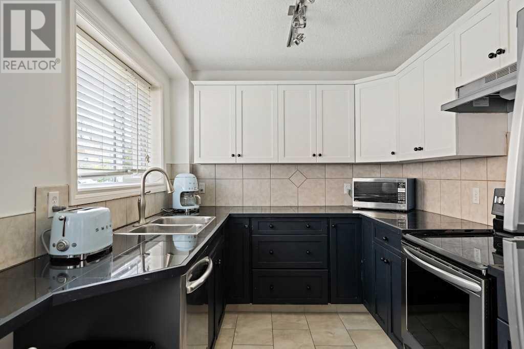 Single Family House for Sale in    Street SW Britannia Calgary 