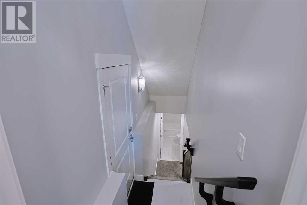 Single Family House for Sale in   Avenue NW Capitol Hill Calgary 