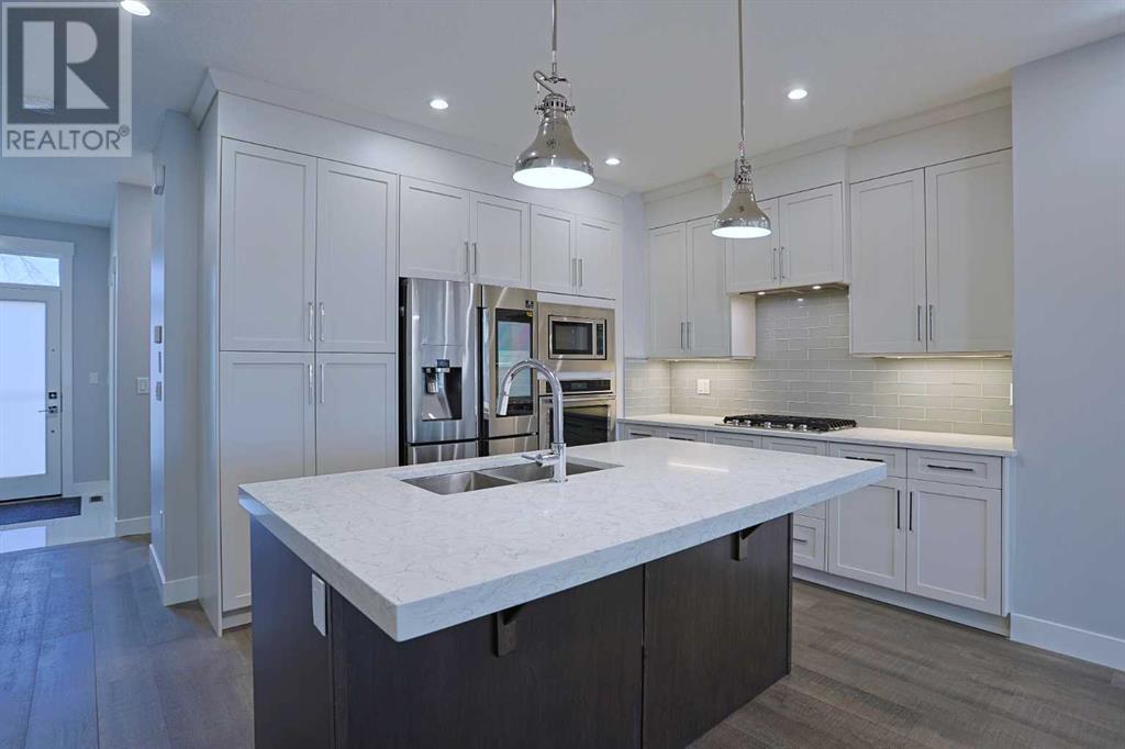 Single Family House for Sale in   Avenue NW Capitol Hill Calgary 